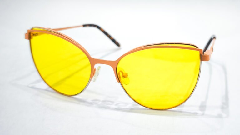 Lentes con cristal amarillo para descanso